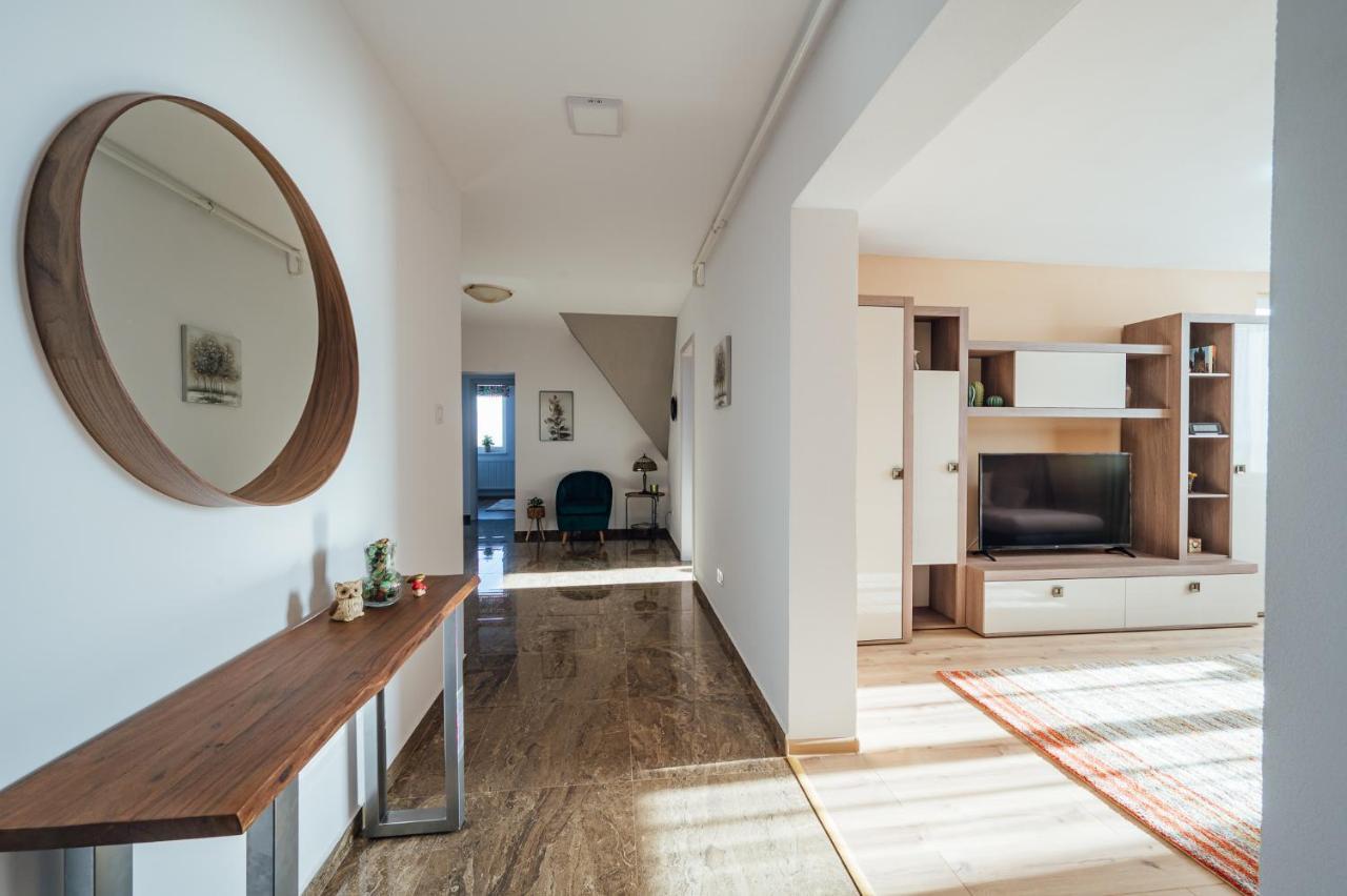 Apartamento Skarabeus Odorheiu Secuiesc Exterior foto